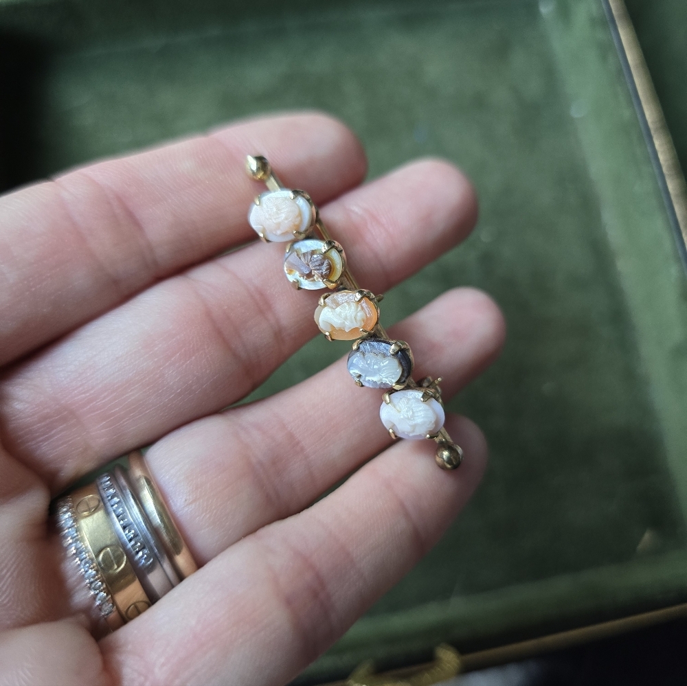 Vintage RONCI Cameo Pin 12k GF Gold Filled
